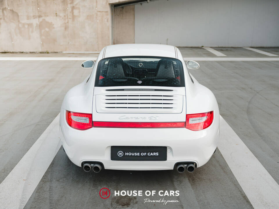 Image 7/47 of Porsche 911 Carrera 4S (2009)