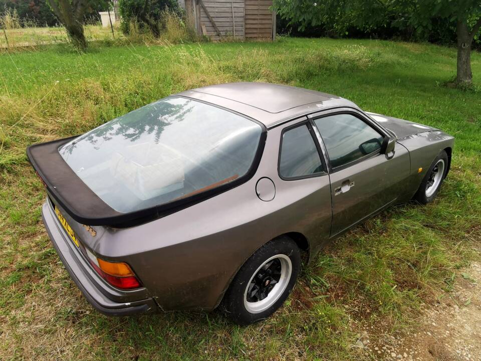 Immagine 6/23 di Porsche 944 (1983)