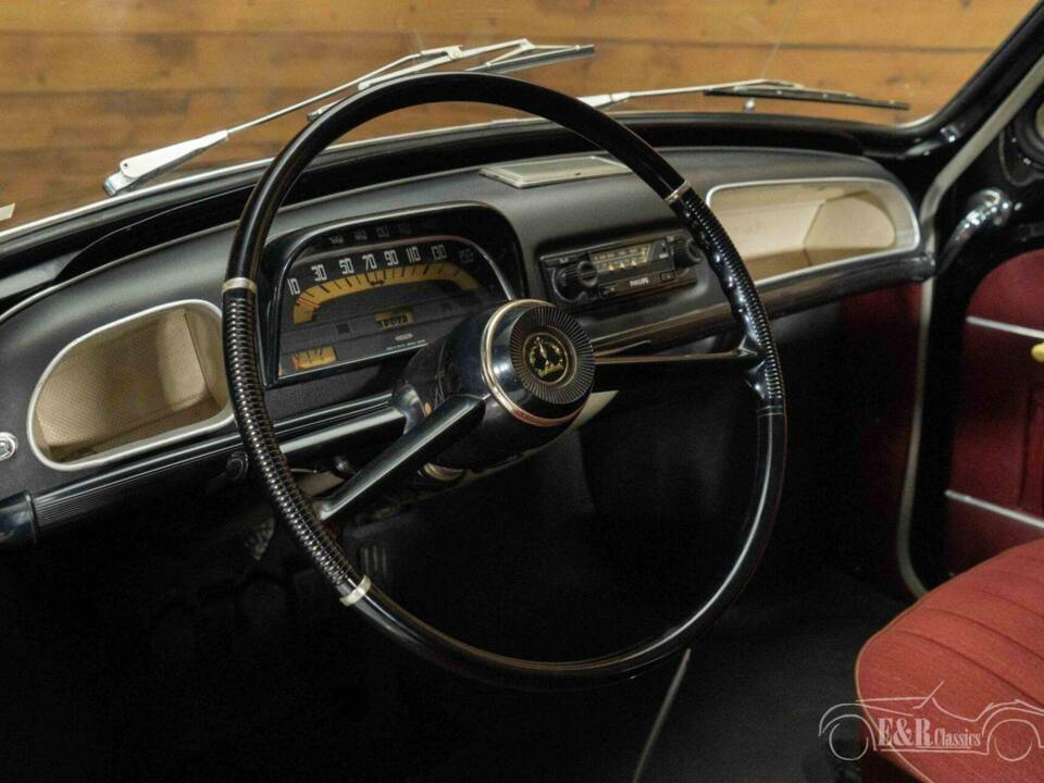 Imagen 4/19 de Renault Dauphine Export (1965)