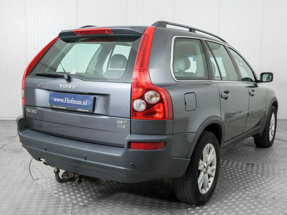 Image 21/43 of Volvo XC90 2.5T (2005)