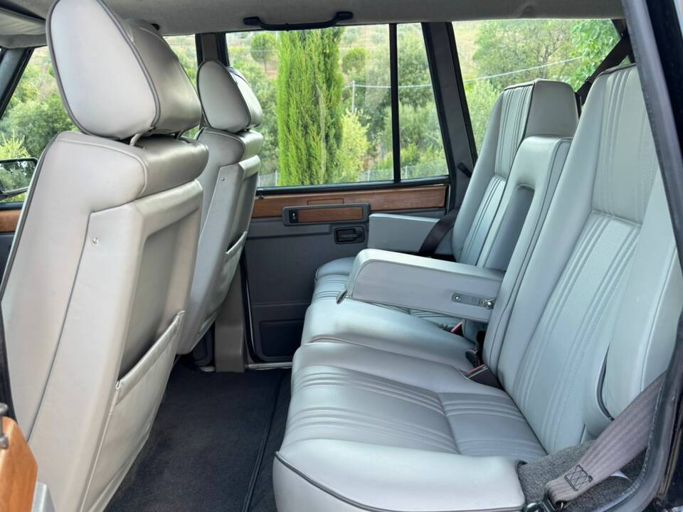 Bild 16/23 von Land Rover Range Rover Classic (1988)