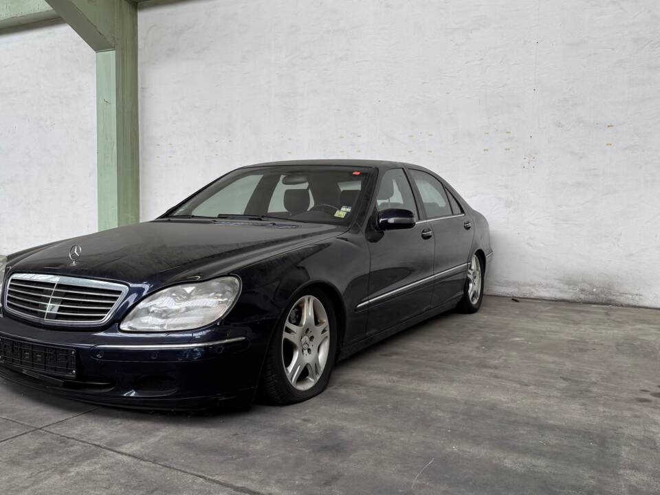 Imagen 10/88 de Mercedes-Benz S 500 (2001)