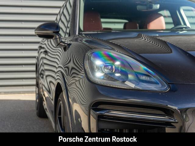 Obraz 2/29 pojazdu Porsche Cayenne E-Hybrid (2022)