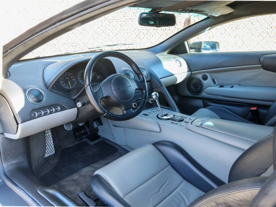 Image 27/50 de Lamborghini Murciélago (2003)