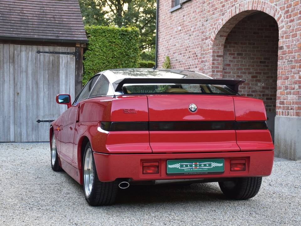 Image 15/45 de Alfa Romeo SZ (1991)