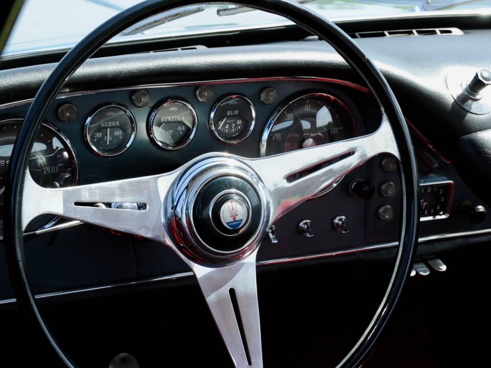 Bild 21/52 von Maserati 3500 GT Touring (1961)
