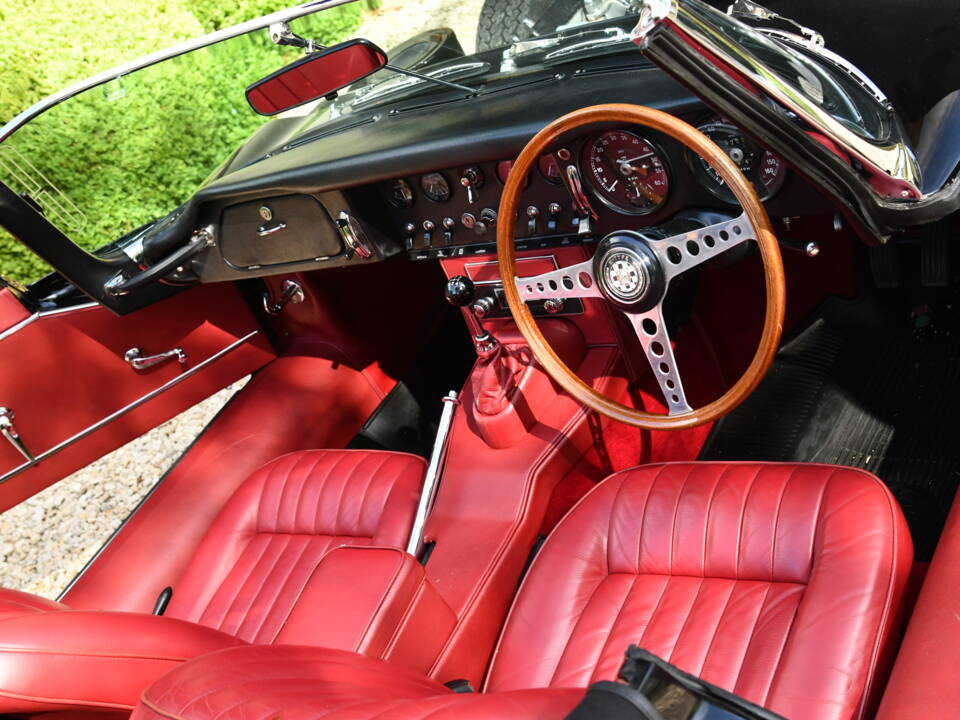 Imagen 6/8 de Jaguar E-Type (1968)