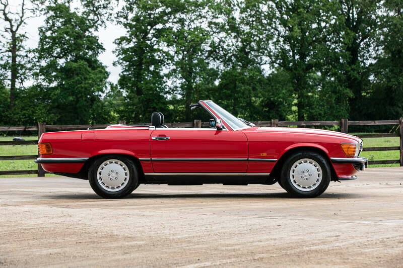 Image 5/32 de Mercedes-Benz 300 SL (1993)