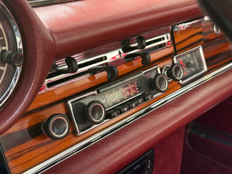Bild 7/22 von Mercedes-Benz 280 SE 3,5 (1970)