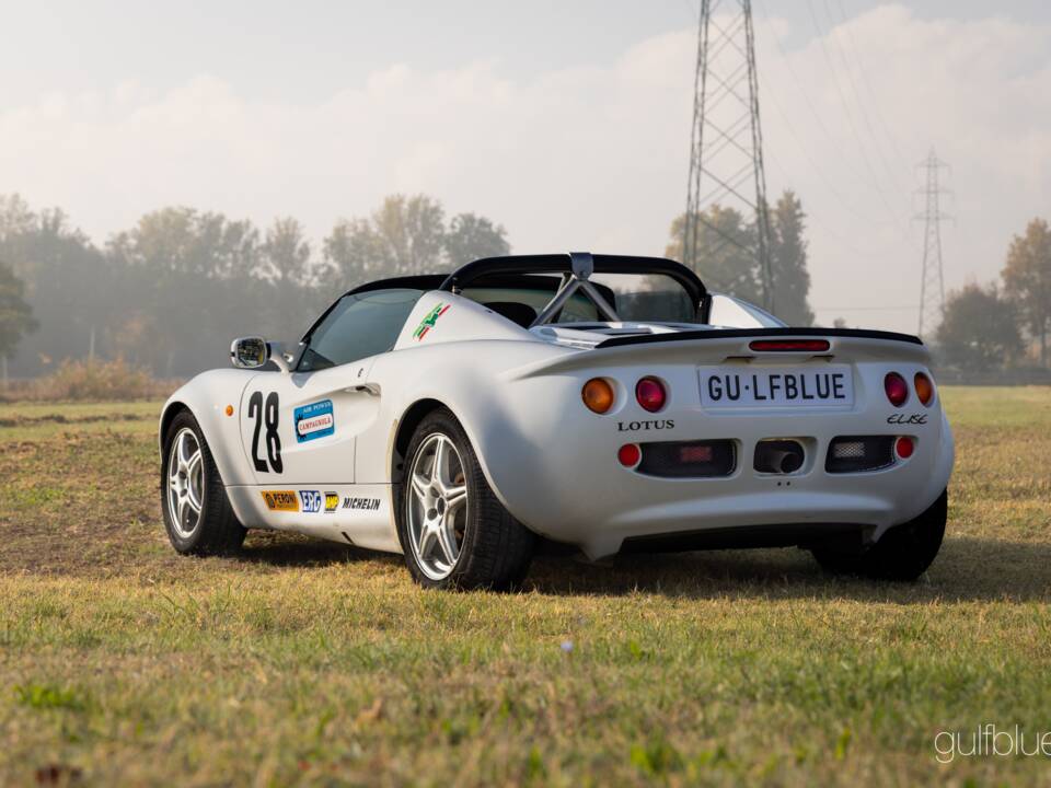Image 3/50 of Lotus Elise 111 (1998)