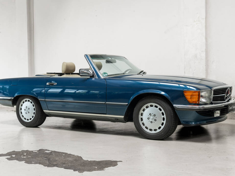 Image 39/40 of Mercedes-Benz 300 SL (1987)