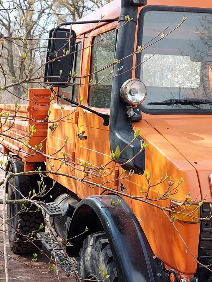 Bild 6/7 von Mercedes-Benz Unimog U 1300 L (1988)
