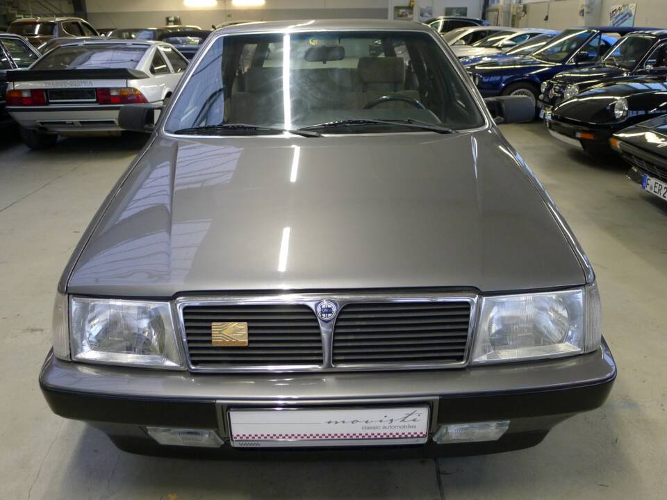 Bild 37/41 von Lancia Thema Station Wagon Turbo DS (1985)