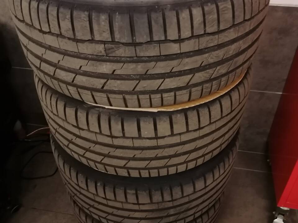 Image 25/26 of Mercedes-Benz CL 500 (2008)