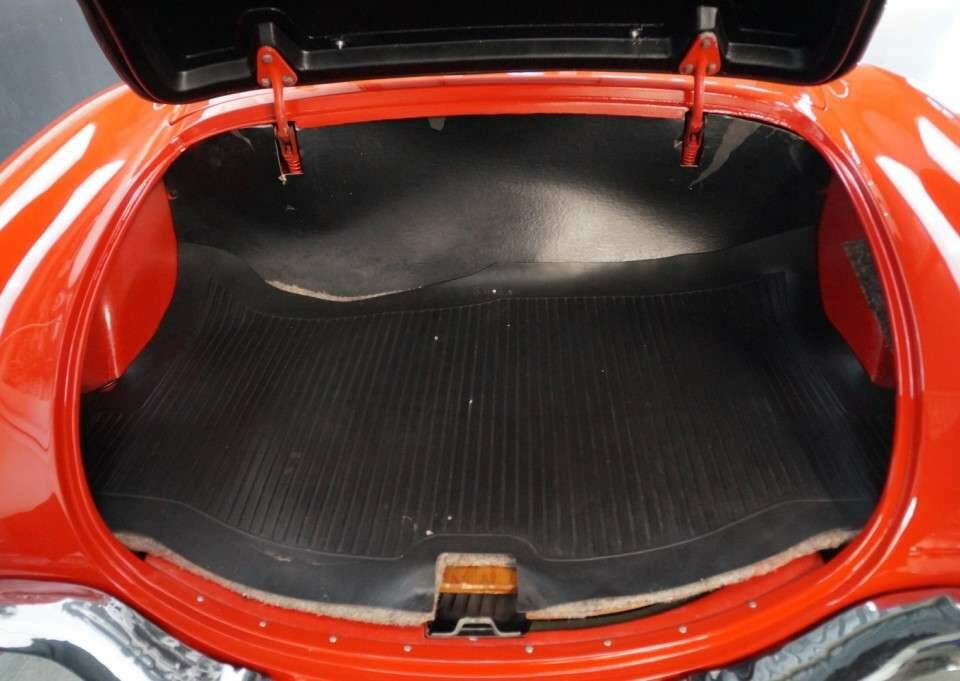 Image 21/50 of Chevrolet Corvette (1958)
