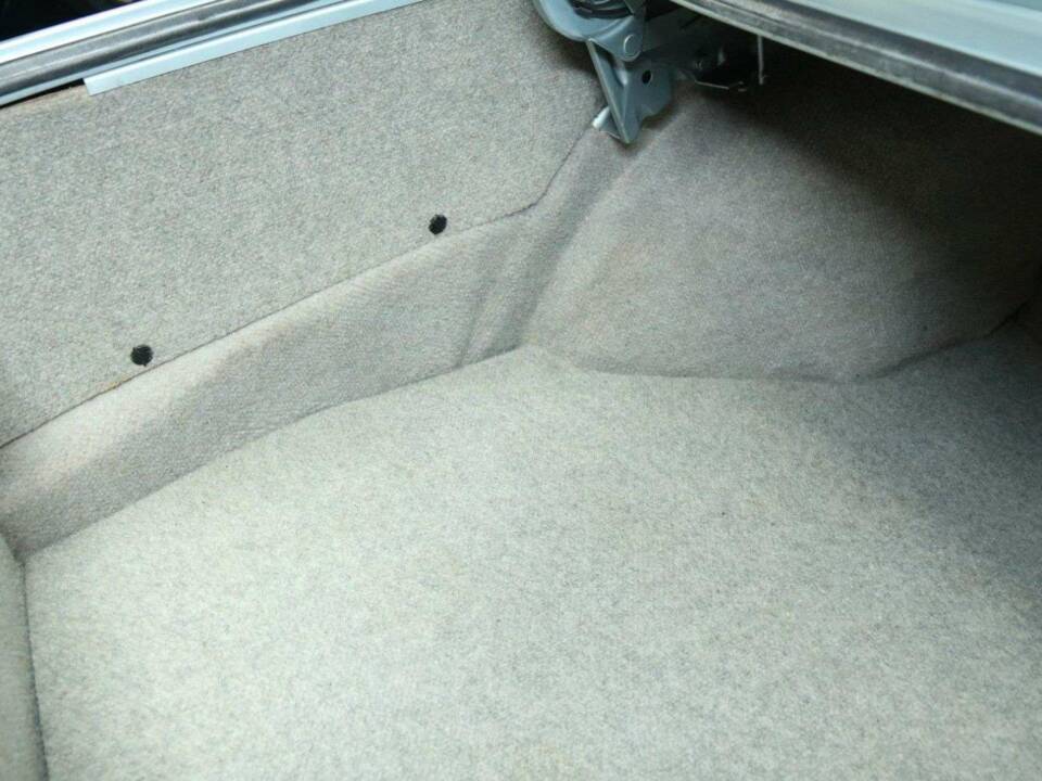 Bild 30/49 von BMW 633 CSi A (1980)