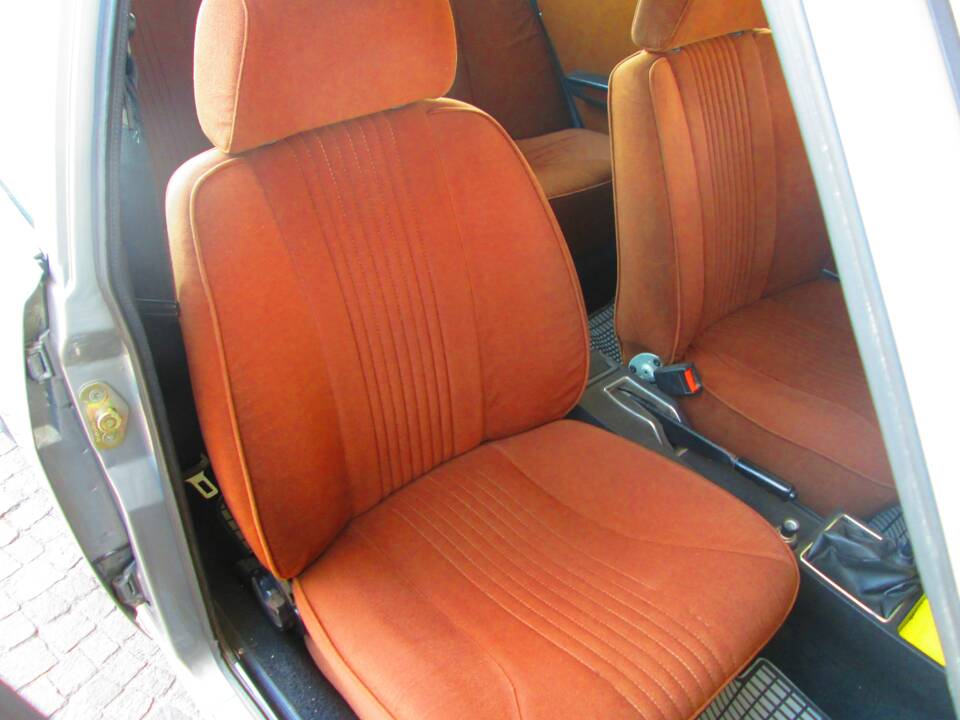 Immagine 28/81 di Alfa Romeo Alfetta 1.8 (1976)