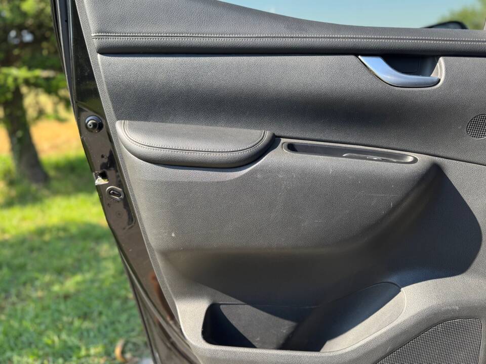 Immagine 23/24 di Mercedes-Benz X 250 d 4MATIC (2020)
