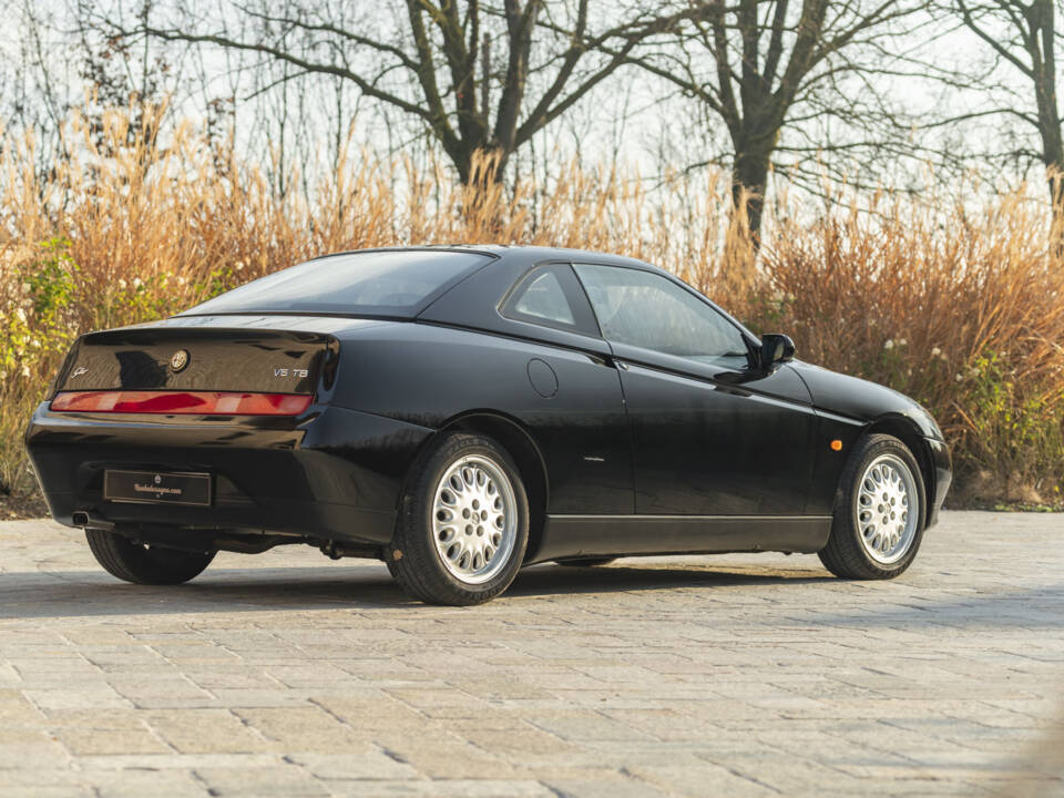 Bild 4/34 von Alfa Romeo GTV 2.0 V6 Turbo (1996)