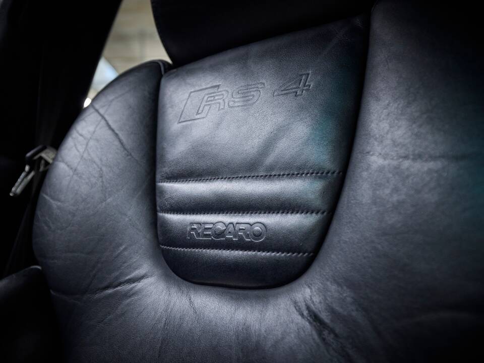 Imagen 70/100 de Audi RS4 Avant (2001)