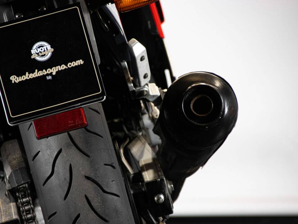 Immagine 14/50 di Suzuki GSX-R 1100 (1986)