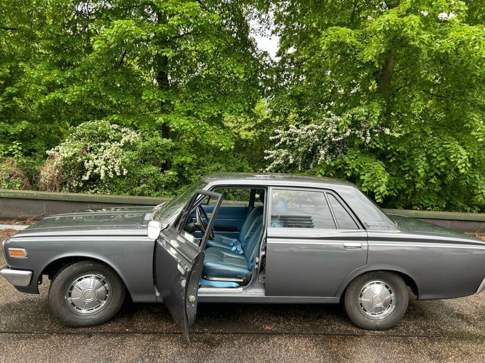Image 5/8 of Toyota Crown (1971)