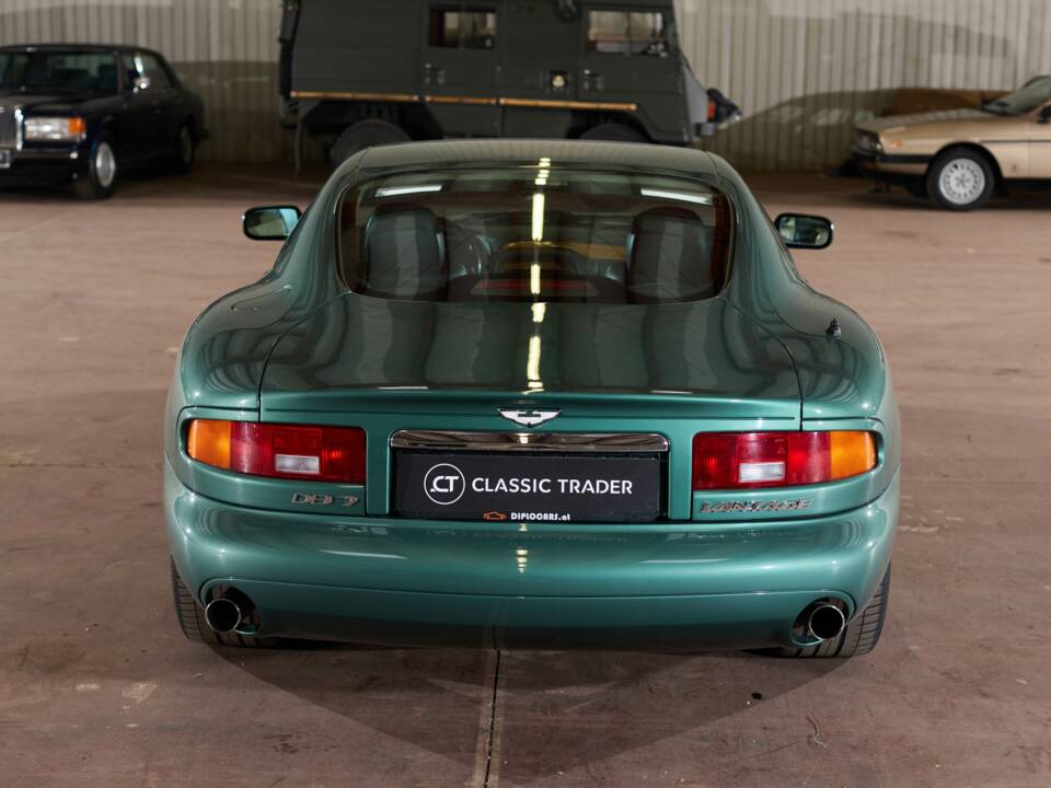 Bild 21/34 von Aston Martin DB 7 Vantage (2000)