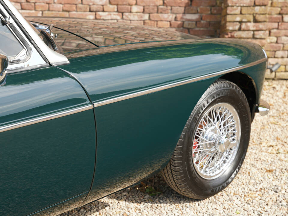 Image 10/50 of MG MGB (1969)