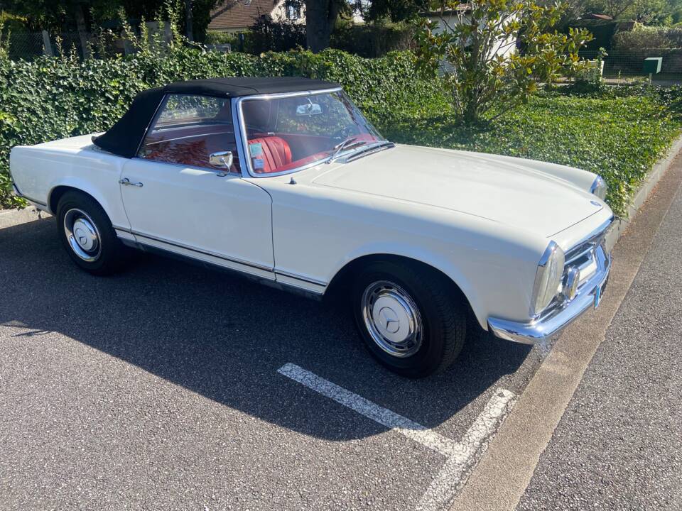 Afbeelding 16/56 van Mercedes-Benz 250 SL (1967)