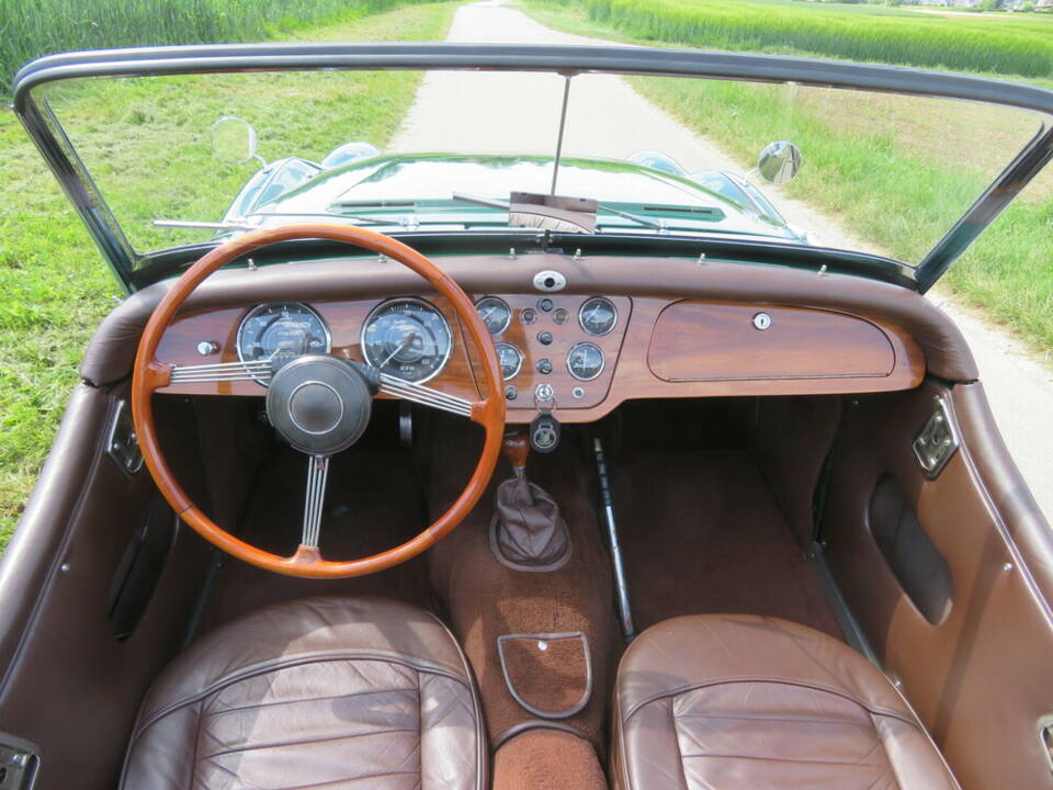 Image 11/18 of Triumph TR 3A (1961)