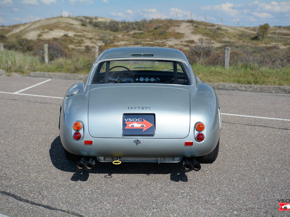 Image 4/24 de Ferrari 250 GT (1963)