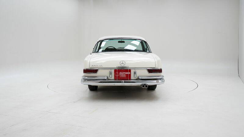 Image 7/15 of Mercedes-Benz 280 SE (1968)