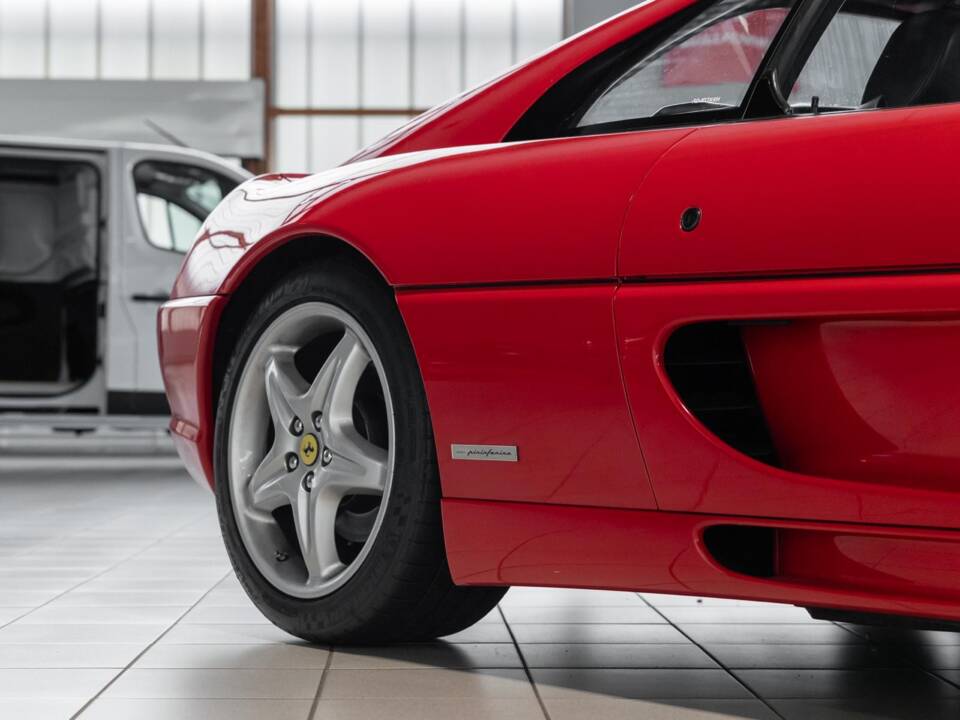 Afbeelding 8/24 van Ferrari F 355 Berlinetta (1994)