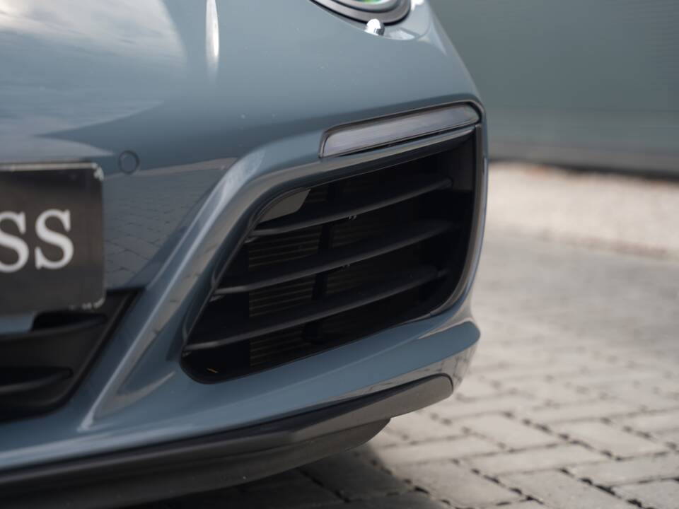 Image 38/50 of Porsche 911 Carrera (2016)