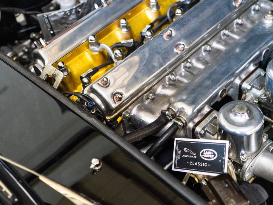 Bild 20/31 von Jaguar E-Type 4.2 (1965)