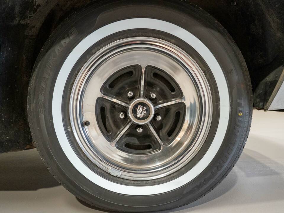 Bild 34/38 von Buick Wildcat Convertible (1969)