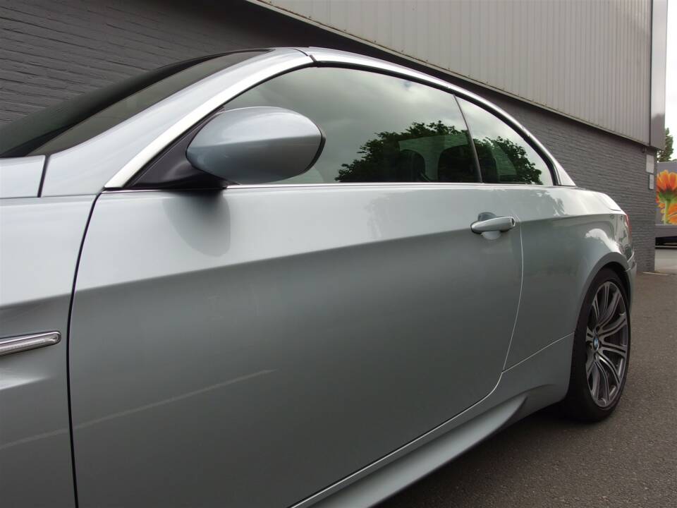 Image 29/98 de BMW M3 (2011)