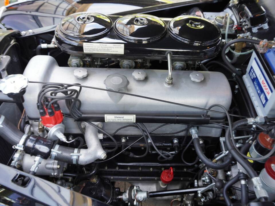Image 43/50 of Mercedes-Benz 300 S (1953)