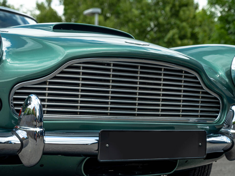 Bild 33/50 von Aston Martin DB 4 (1962)