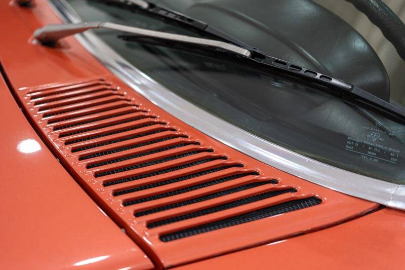 Image 15/89 of Mercedes-Benz 500 SLC (1980)