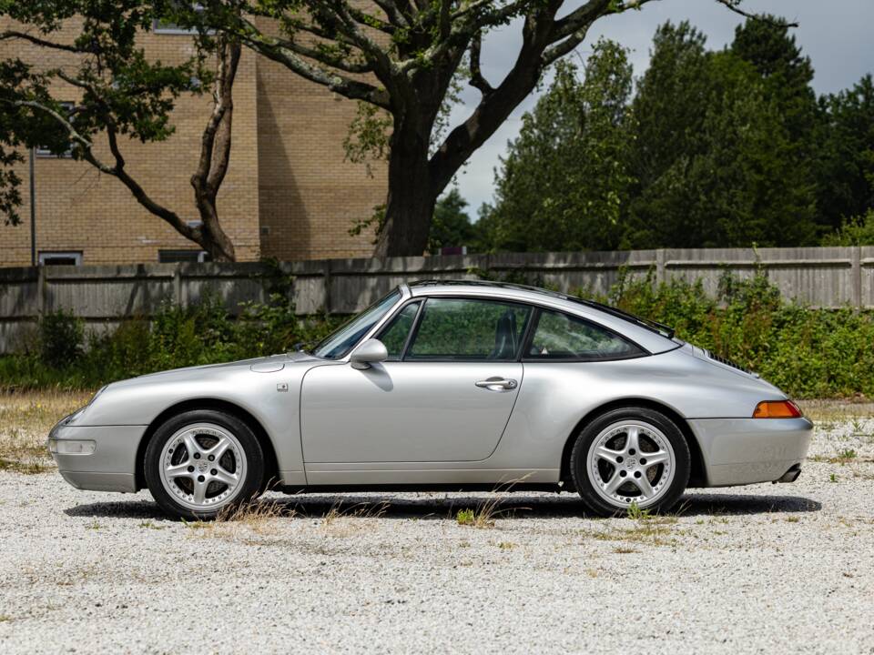 Image 7/46 de Porsche 911 Targa (1997)