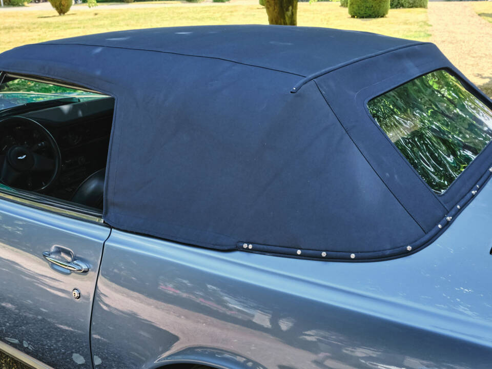 Image 22/22 of Aston Martin V8 Volante (1986)