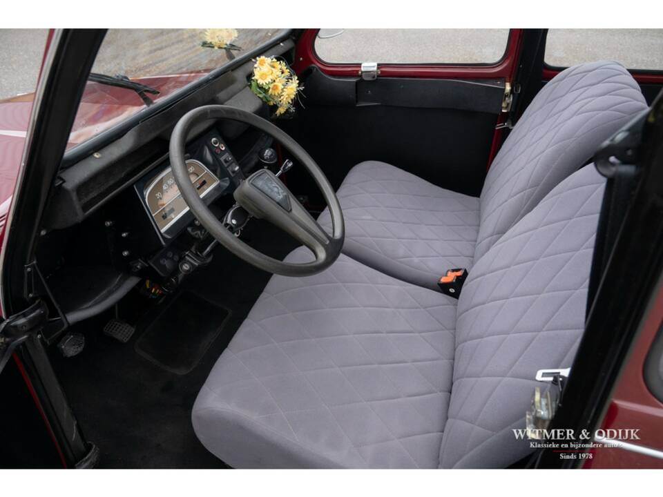 Image 4/28 of Citroën 2 CV 6 Charleston (1984)