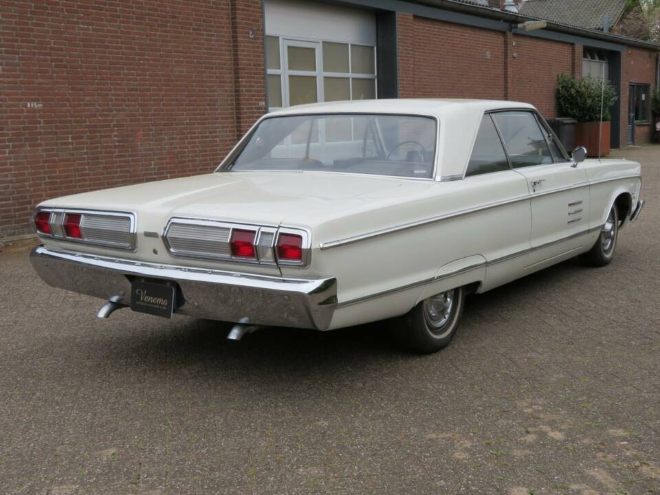 Image 6/26 de Plymouth Sport Fury (1966)