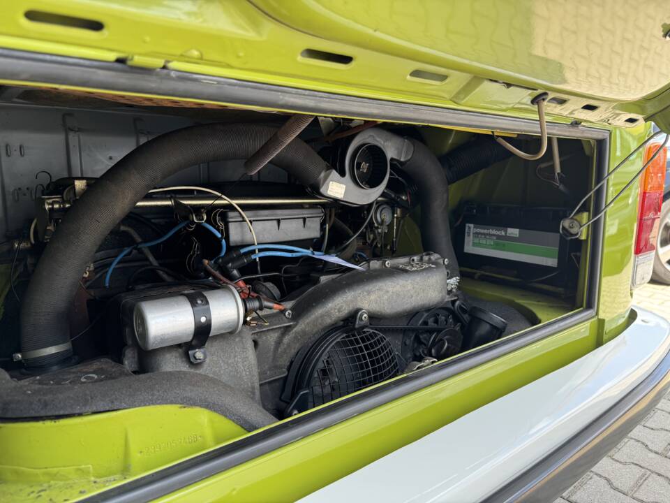 Image 33/100 of Volkswagen T2b Westfalia (1979)