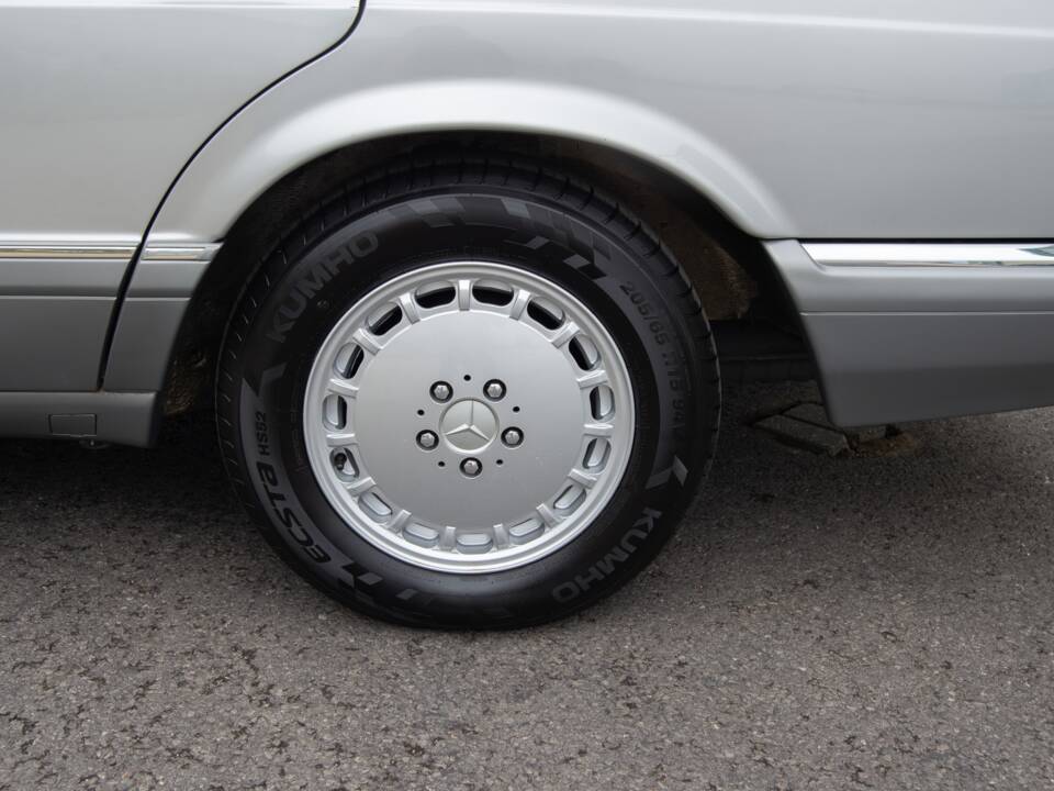 Bild 26/28 von Mercedes-Benz 500 SE (1988)