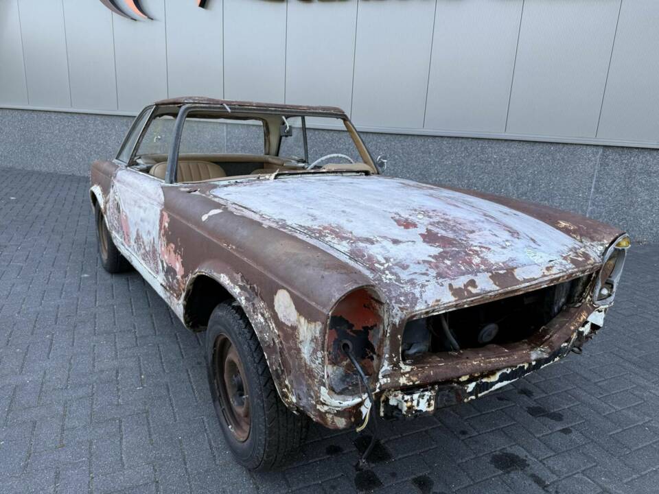 Image 3/50 de Mercedes-Benz 230 SL (1964)