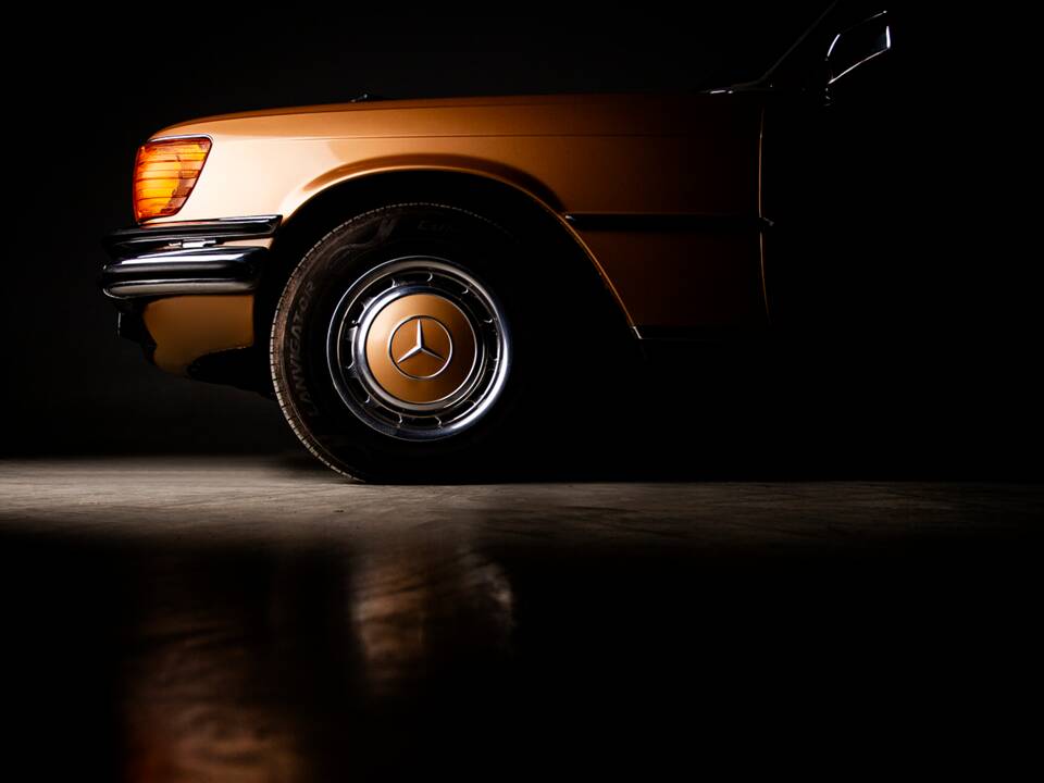 Bild 26/30 von Mercedes-Benz 350 SE (1976)