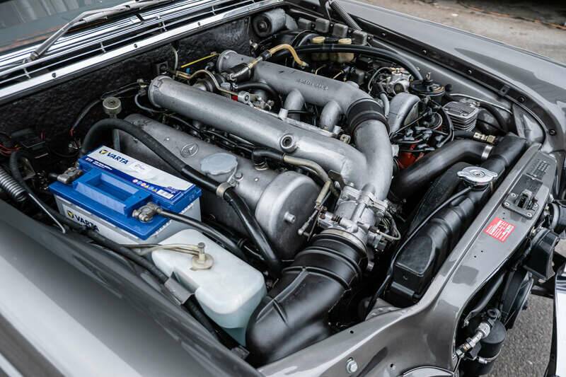 Image 14/36 of Mercedes-Benz 300 SEL 6.3 (1970)