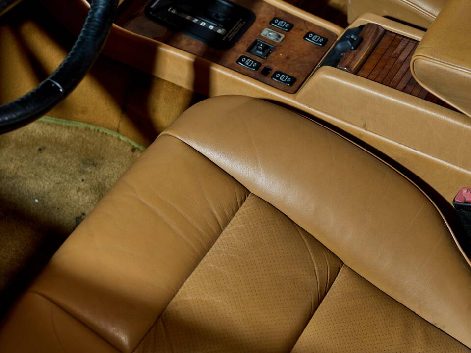 Bild 34/42 von Mercedes-Benz 560 SEC (1991)